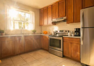 Residential kitchen tile flooring